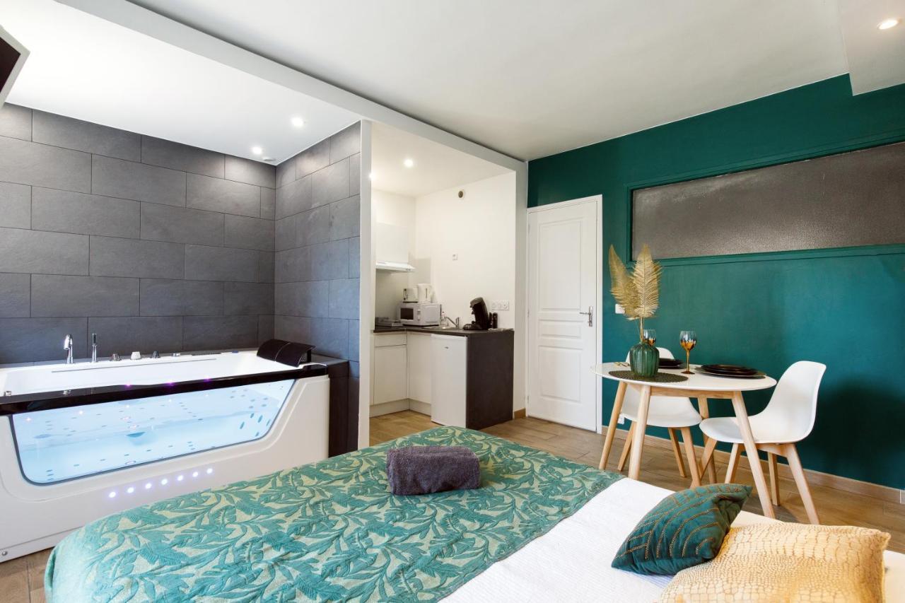 Love Suite And Spa - คานส์ ภายนอก รูปภาพ